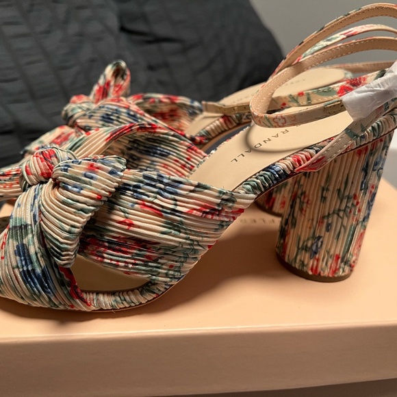 NEW Loeffler Randall Camellia Heels Size 10 - Picture 6 of 9